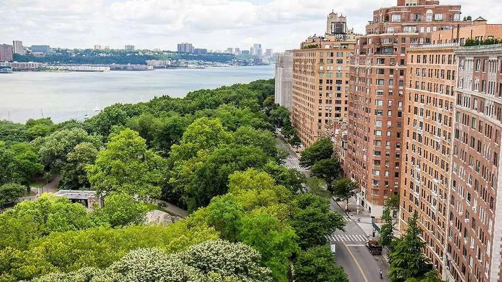 **  Riverside Tower Hotel New York United States