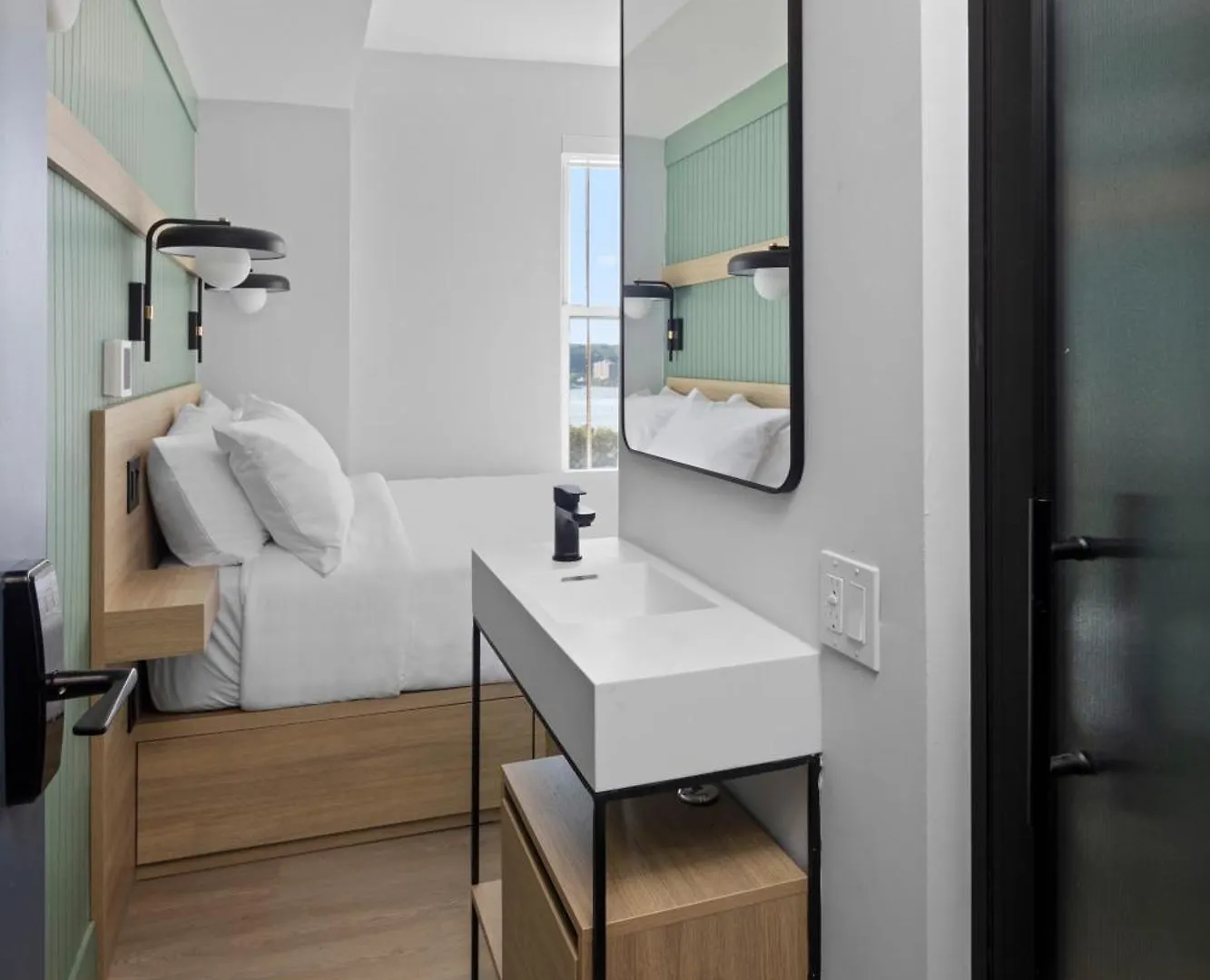 Riverside Tower Hotel New York 2*,  United States