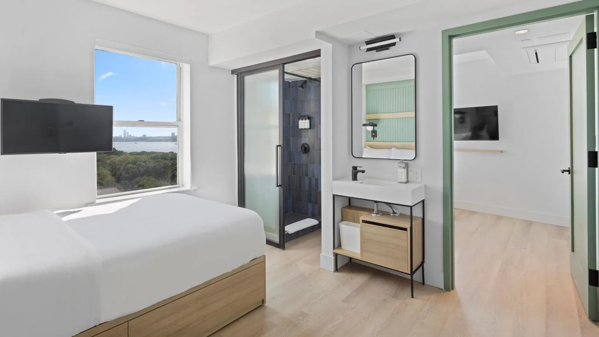 **  Riverside Tower Hotel New York United States
