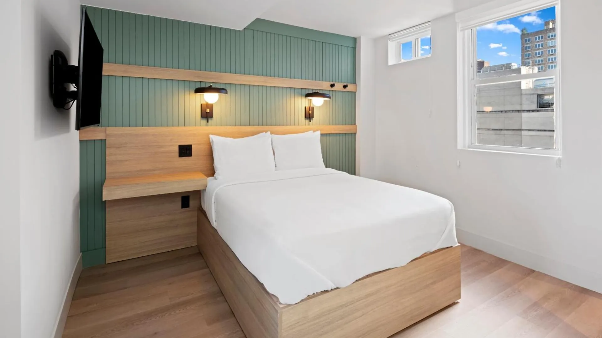 **  Riverside Tower Hotel New York USA